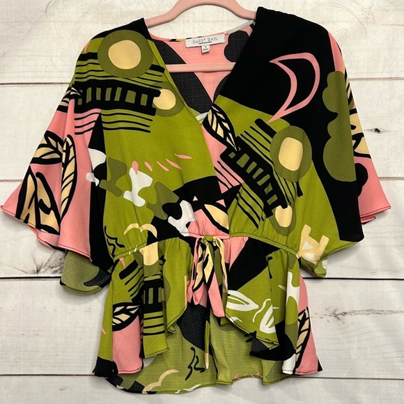 EUC Size Small Sweet Rain Top - Picture 1 of 6